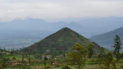 Gunung Padang Buka Jejak Rekayasa Manusia Purba