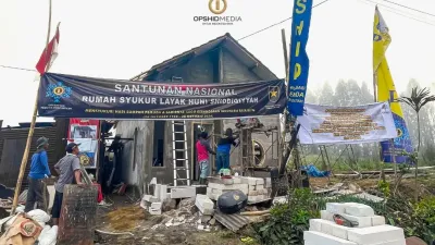 Shiddiqiyyah Jombang Buktikan Nasionalisme Lewat Aksi Nyata Bangun Rumah