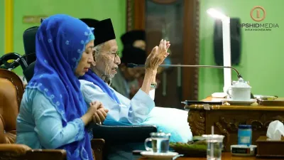 Syekh Muchtarulloh Gerakkan Pesantren Bangun Rumah Duafa