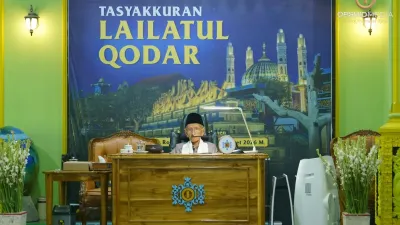 Ribuan Jamaah Shiddiqiyyah Syukuri Lailatul Qadar di Pesantren Jombang
