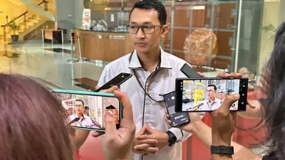 Bos Rokok HS Mangkir Panggilan KPK Terkait Skandal Cukai Bea Cukai
