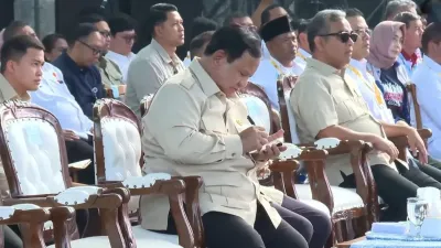 Prabowo Teken Perpres Ojol: Potongan Aplikator Ciut Jadi 8 Persen