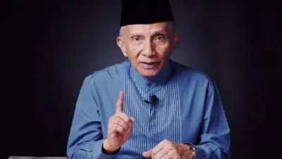 Amien Rais Desak Prabowo Pecat Teddy Indra Wijaya dari Seskab