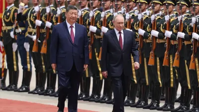 Putin Cari Booster Citra di Beijing Saat Popularitas Domestik Runtuh