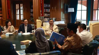 Prabowo Pimpin Rapat Darurat Redam Isu Koperasi Desa Merah Putih