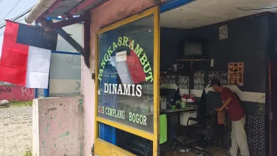 Tukang Cukur Dimarahi karena Belum Pasang Bendera, Camat Rancabungur Beri Klarifikasi