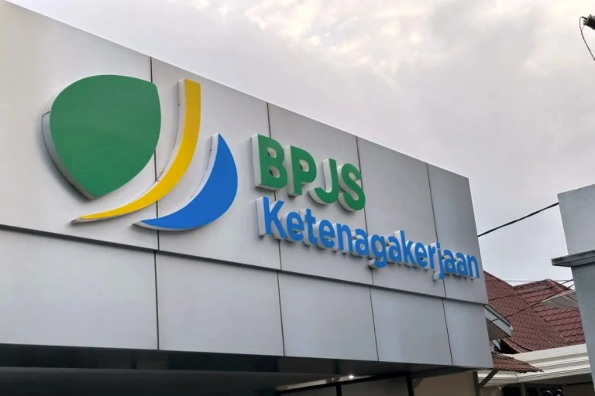 Satu Dekade Bobol BPJS Ketenagakerjaan Rp24,55 Miliar, Tiga Terdakwa Disidang