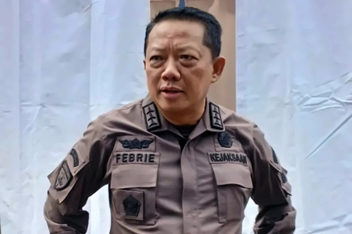Jampidsus Febrie Adriansyah