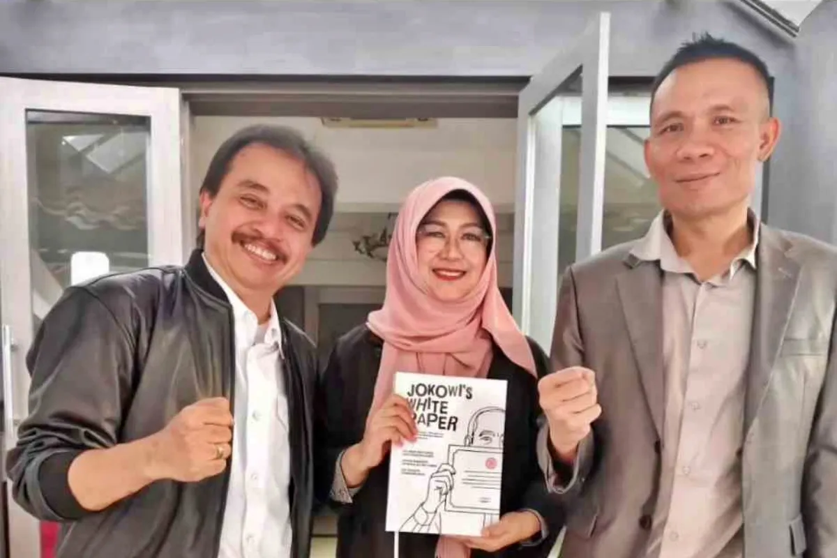 Serang Jokowi dr Tifa Tolak Damai Di Persidangan Kasus Ijazah