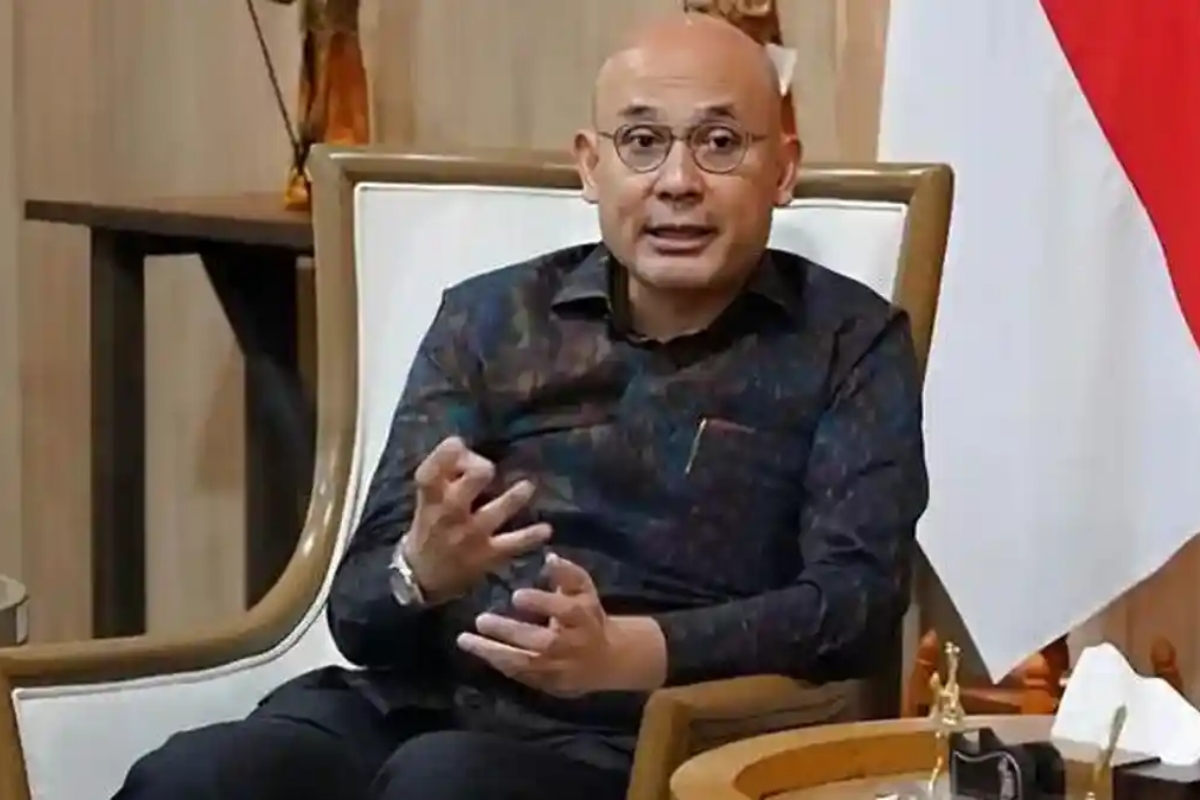 Arrmanatha Christiawan Nasir Menlu RI